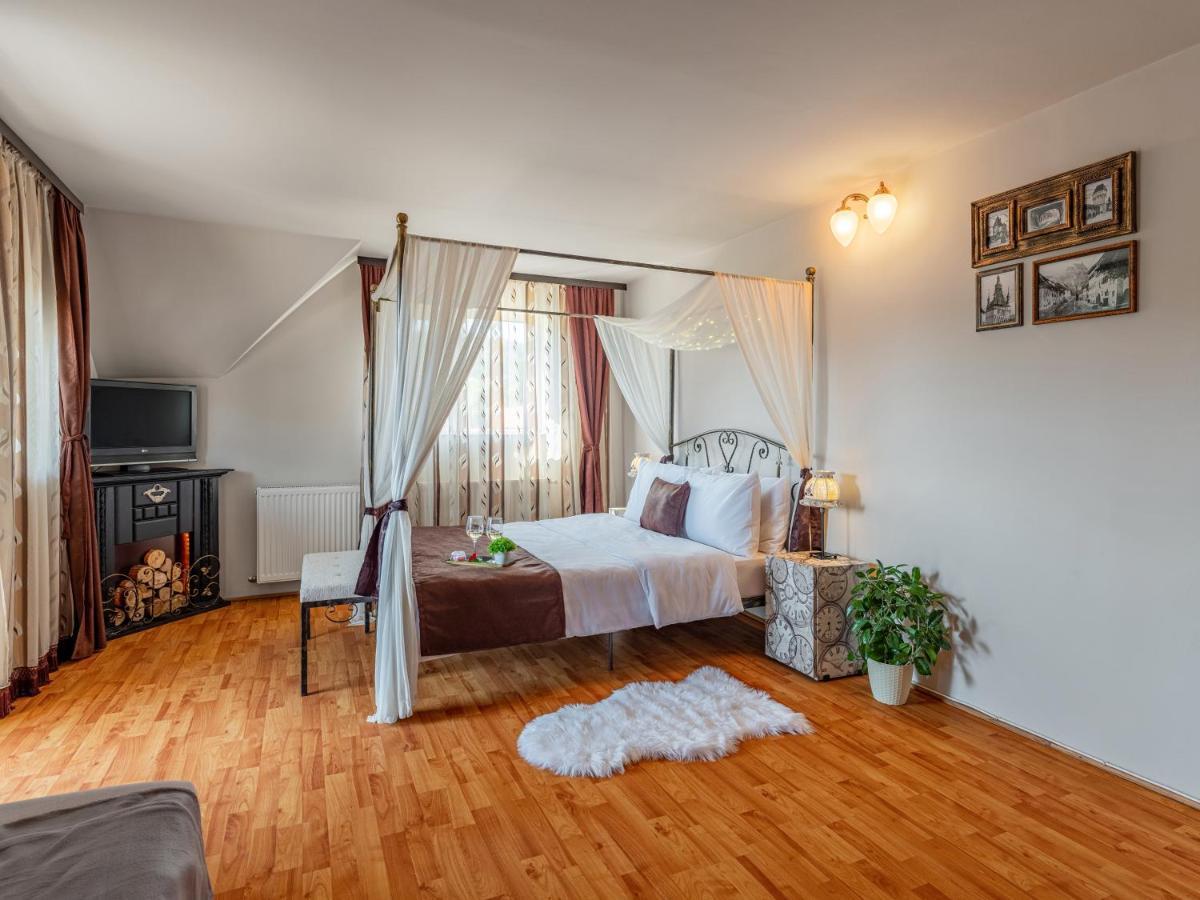 Rose Apartment Sighisoara Ngoại thất bức ảnh