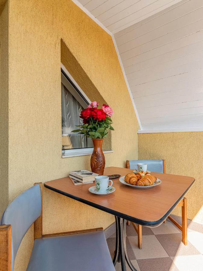 Rose Apartment Sighisoara Ngoại thất bức ảnh